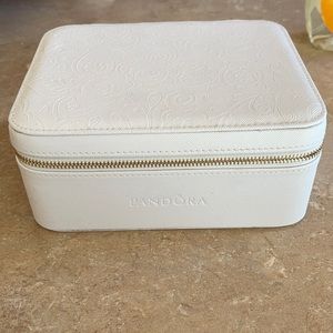Pandora white leather jewelry case